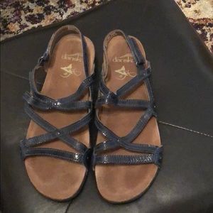 Dansko navy strappy sandal size 38 gently used